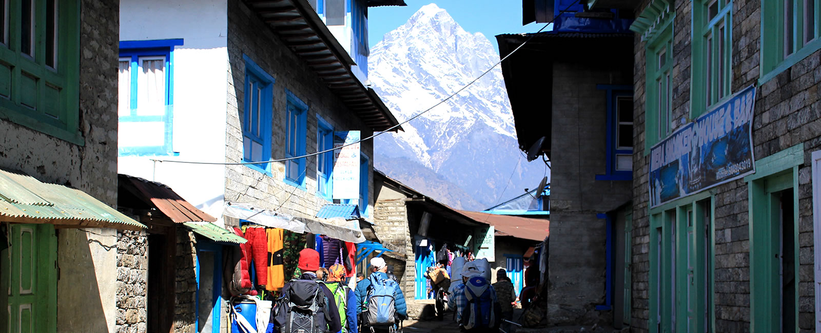 gokyo-lakes-trekking-in-nepal 