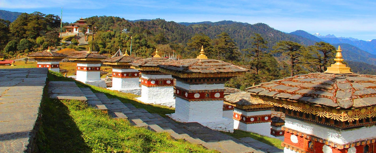 land-of-thunder-dragon-tour 